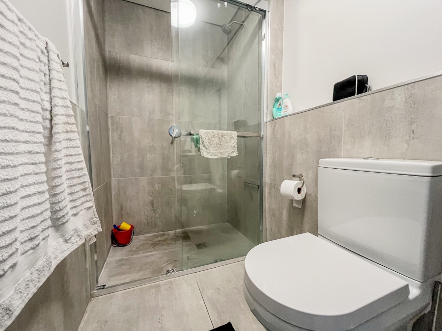 2 Bedroom Property for Sale in Pinelands Western Cape